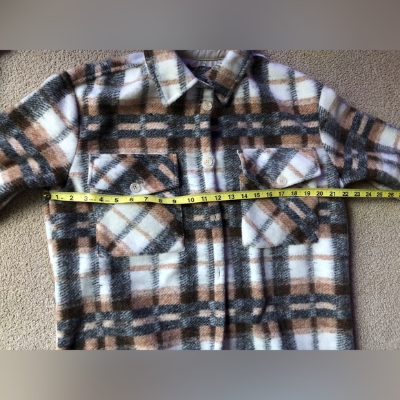 Womens long Shacket - Picture 6 of 9